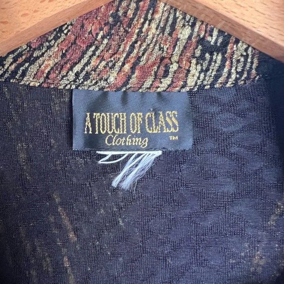 A Touch of Class Vintage Artsy Button Front Long Sleeve Blouse Size LG - Picture 8 of 9